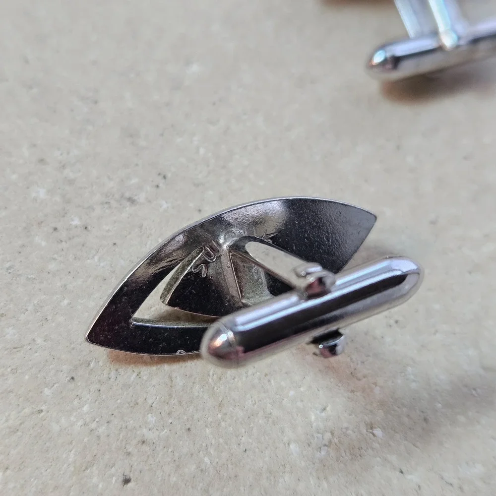Vtg 60s SWANK‎ Silver Tone Geometric Leaf Eye Shape Cutout Cufflinks Mid Century